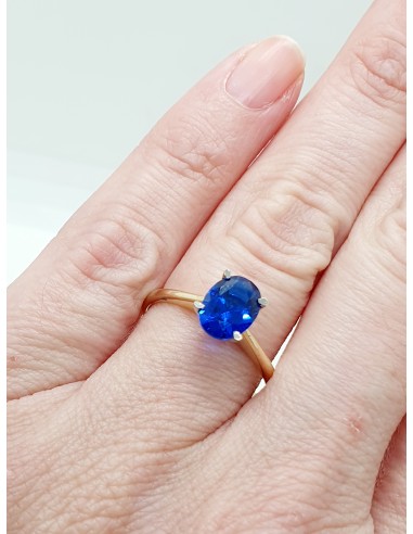 Δαχτυλίδι μονόπετρο με ζιργκόν πέτρες...