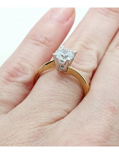 Δαχτυλίδι μονόπετρο με ζιργκόν πέτρες...