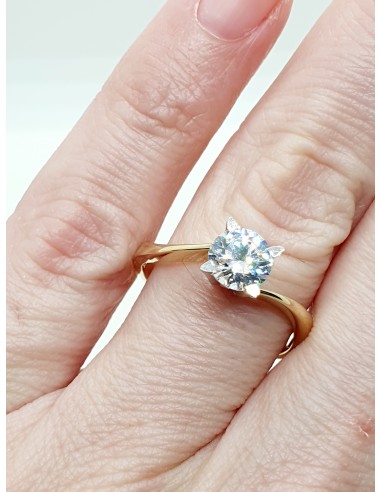 Δαχτυλίδι μονόπετρο με ζιργκόν πέτρες...