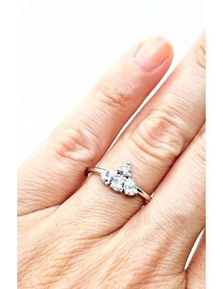 Δαχτυλίδι σε λευκόχρυσο 14 καρατίων με ζιργκόν πέτρες