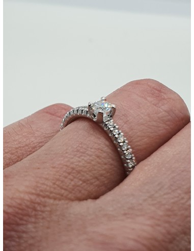 Δαχτυλίδι Μονόπετρο Μπριγιάντ Κ18